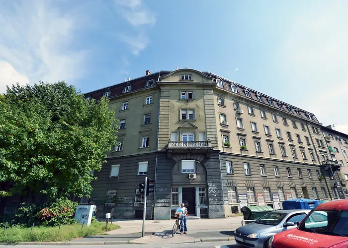 Block Apartment